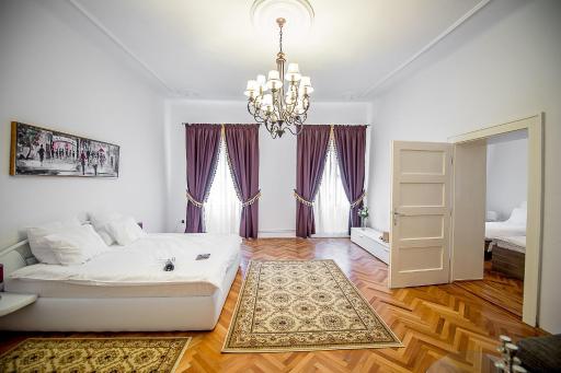 Apartament Piata Mica - Housity