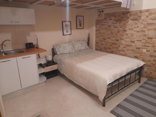 Minimal studio! - Housity