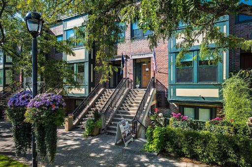 The Orenco Station Hotel - Housity