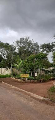 Camping Terra do Nunca - Housity
