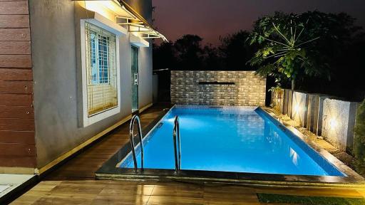 ARNAV VILLA Farmhouse & Resort - Housity