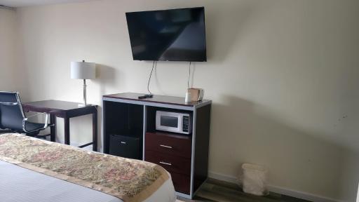 Town Inn - Housity