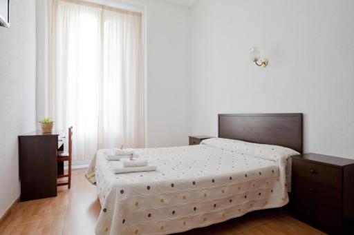 Hostal Condestable - Housity