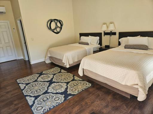 Sunset Cottage Motel - Housity