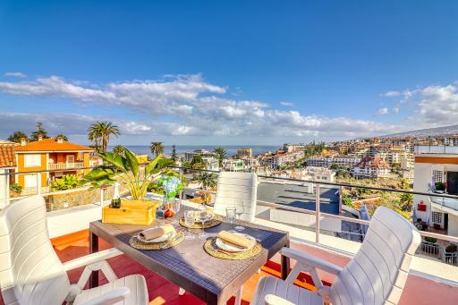 Spacious Penthouse with King-size bed, Huge terrace, Ocean & Teide view - Housity