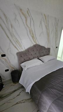 HOTEL CRISARI - Housity