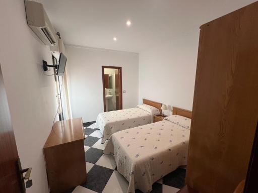 Hostal Los Amigos - Housity