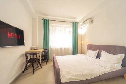 Hera's Modern Home - Housity