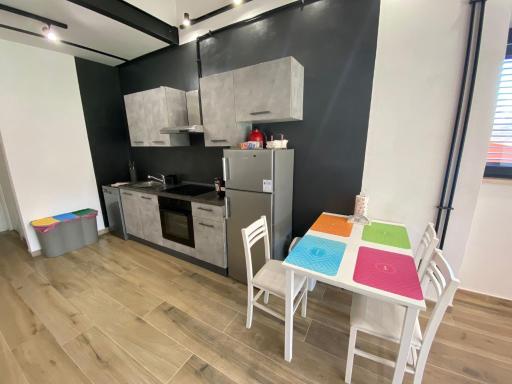 Emerald Apartment - Housity