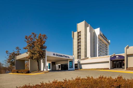 DoubleTree by Hilton Washington DC North/Gaithersburg - Housity