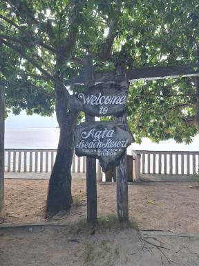 Agta Beach Resort - Housity
