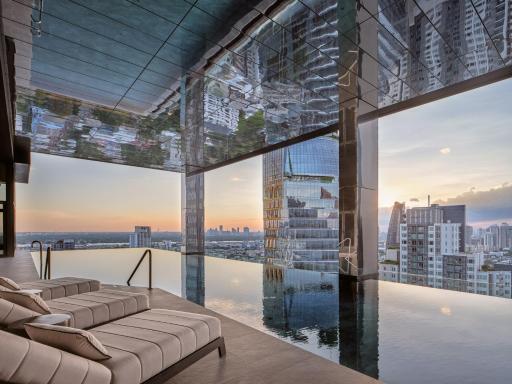 InterContinental Bangkok Sukhumvit by IHG - Housity