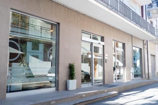 Hotel Parnaso - Housity