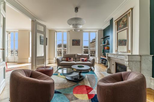 Appartement Luxe avec Climatisation Parking Vue Exeptionnelle - Housity