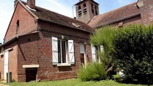 Chambre calme et accueillante, parking gratuit, navette gare ou aéroport - Housity