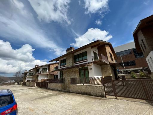 Cottage Crystal Bakuriani - Housity