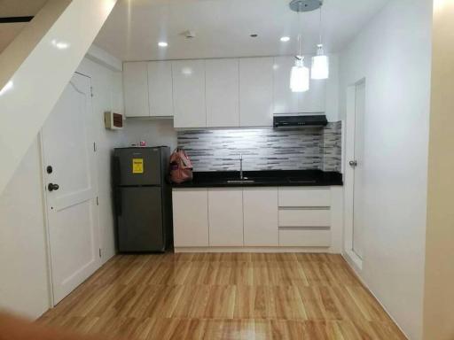Condo Unit - Housity