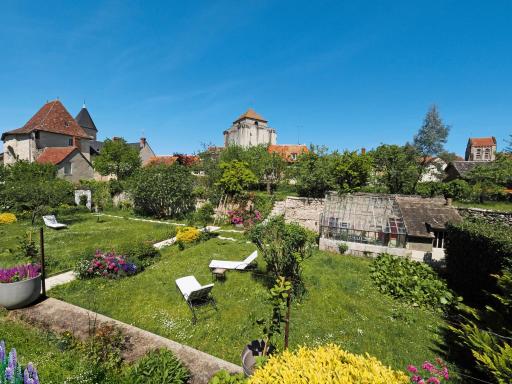 Le Jardin des Lys - Chambre d'hôte ou Appartement - Housity