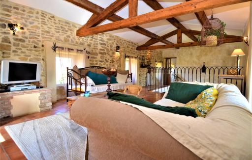 MAS DES MAGNARELLES / UZES / CEVENNES - Housity