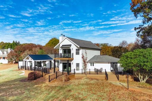 Lake Hartwell Home with Dock and Fire Pit! - Housity
