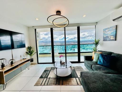 Luxury 1BR Apartment in Astria 706 - Housity