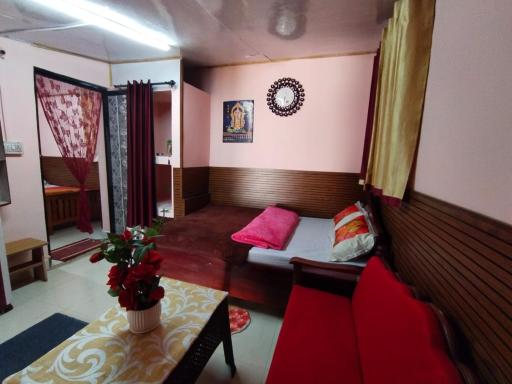 AKS Home Stay - Housity