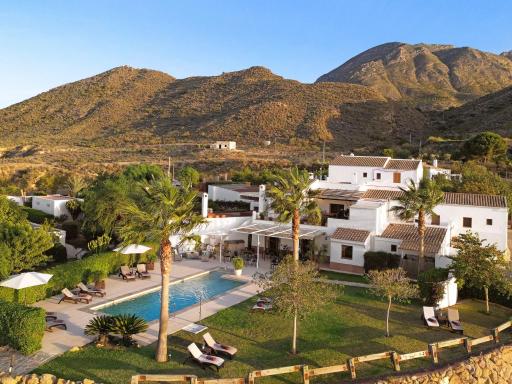 Boutique Hideaway Cortijo El Sarmiento - Housity
