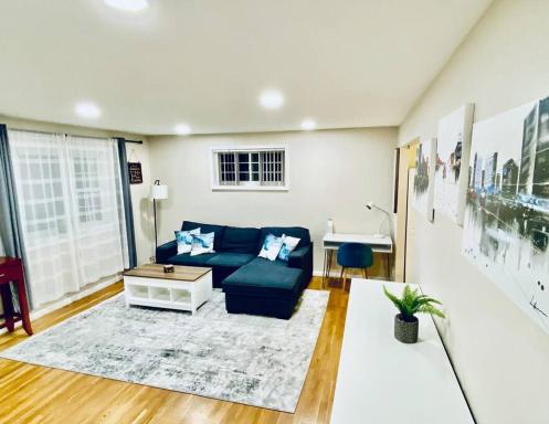 North Bethesda Gem - Housity