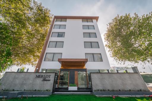 Merlot Leisures - Housity