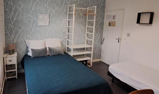 HOTEL DE FRANCE - Housity