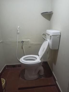 Eastern service flat - Housity