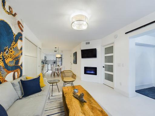 Oceanfront Royal Mansions! Paradise Awaits! - Housity