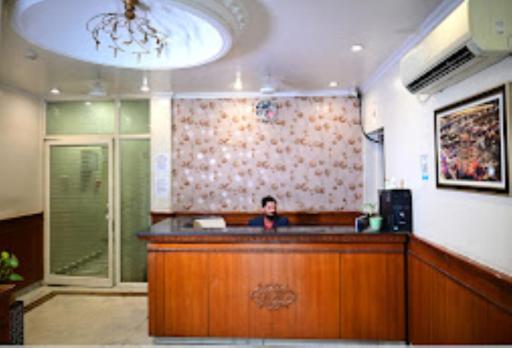 Hotel Suncity Prayagraj - Housity