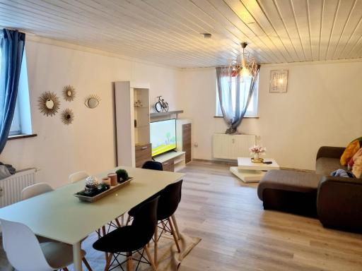 Cosy Apartment in Gross Rohrheim – 87 m² – Sunny Terrace - Housity