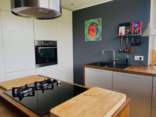 A Cozy Retreat - Sauna & Garden - 3BDR - Housity