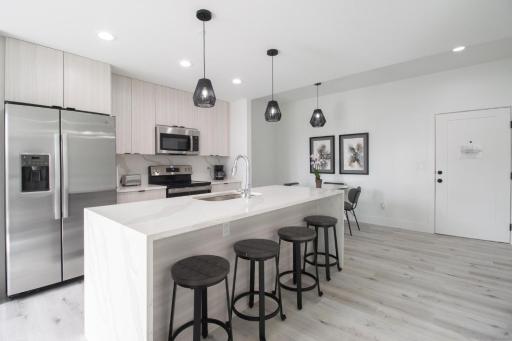 Handsboro Pointe Condo & Suites - Housity