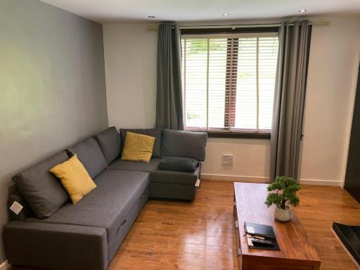 Alma Apartment - Housity