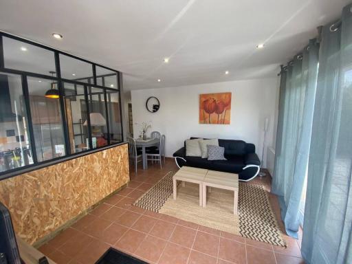 Maison de 2 chambres avec terrasse et wifi a Saint Vallier - Housity