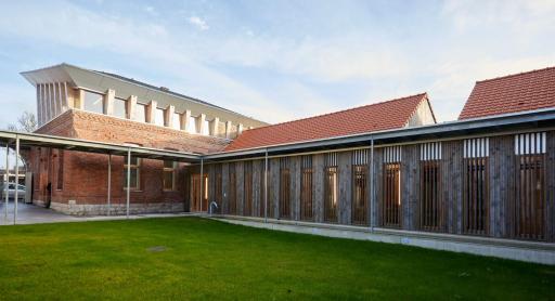 La Ferme Des Ailleurs - Housity