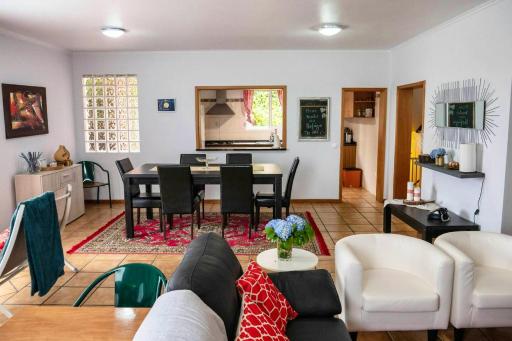 Spacious House in Santana with Terrace and Parking Included - Housity