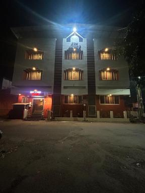 Hotel Prabha - Housity