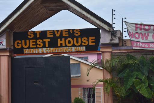 St. Eve Guest House - Housity