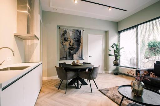 Luxurious Apartment With Garden Hendrik's - Housity