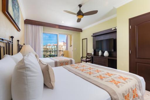 Villa Del Palmar Flamingos Beach Resort & Spa - Housity