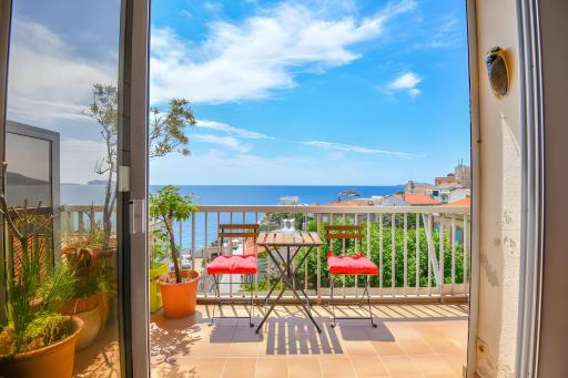Un Balcon Sur La Mediterranée - Hizvo