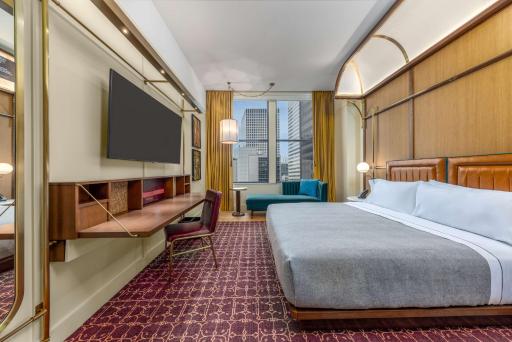 Canopy By Hilton Chicago Central Loop - Housity