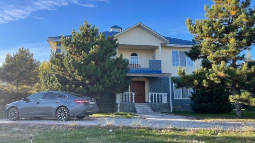 Luxury-Family-Cottage - Housity