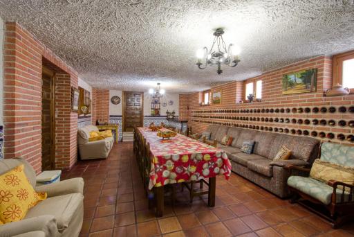 Aire De Pinares - Housity