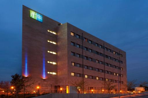 Holiday Inn Express Sant Cugat, an IHG Hotel - Housity