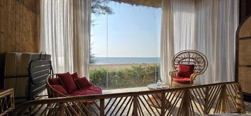 Kurma A Private Beach - Housity